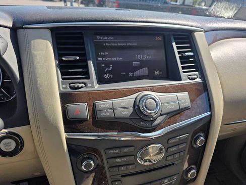 Used 2012 INFINITI QX56 4WD w/ Deluxe Touring Pkg image 19