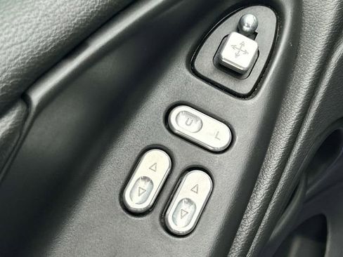Used 2003 Ford Mustang Mach 1 RWD image 26
