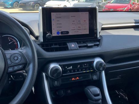 Used 2024 Toyota RAV4 LE image 7