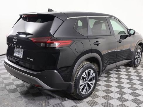 Used 2023 Nissan Rogue SV image 8