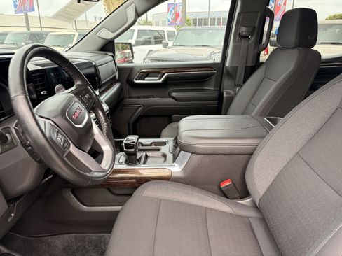 Used 2024 GMC Sierra 1500 Elevation AWD/4WD image 14
