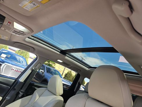 Used 2019 Subaru Ascent Limited w/ Popular Package #2A AWD/4WD image 21