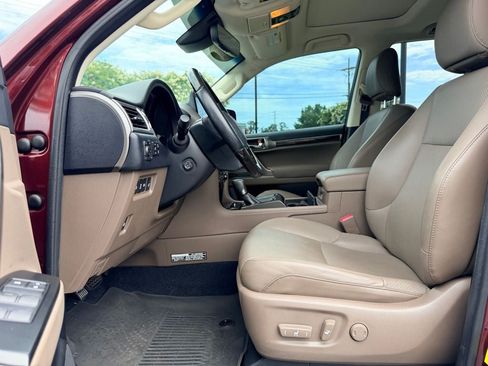 Used 2022 Lexus GX 460 Luxury w/ Accessory Package AWD/4WD image 24