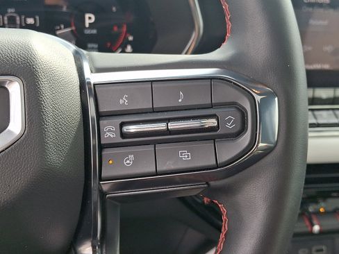 Used 2024 GMC Canyon AT4X w/ AT4X AEV Edition image 23