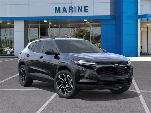 New 2026 Chevrolet Trax RS w/ Sunroof Package image 7