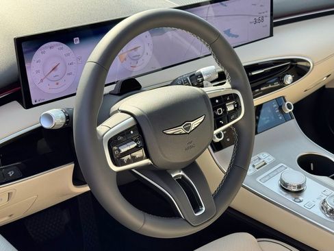 New 2026 Genesis GV70 2.5T Advanced AWD/4WD image 20