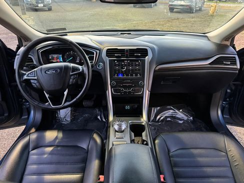 Used 2019 Ford Fusion SEL image 19