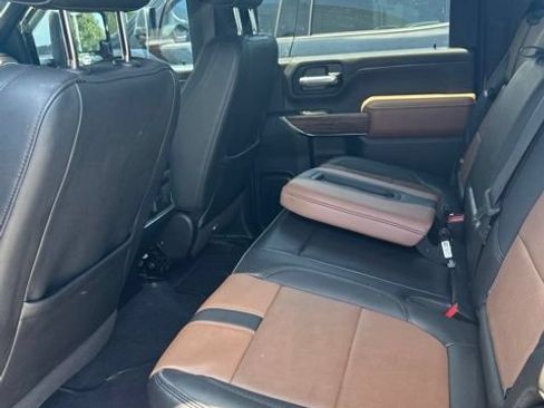 Used 2021 Chevrolet Silverado 2500 High Country AWD/4WD image 19