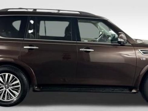 Used 2021 Nissan Armada SL w/ Captain's Chairs Package image 10