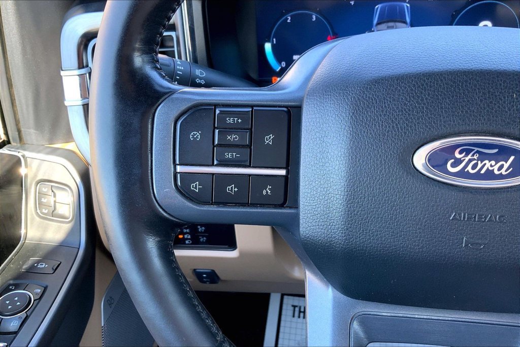 Used 2024 Ford F350 Lariat w/ Camper Package AWD/4WD image 16
