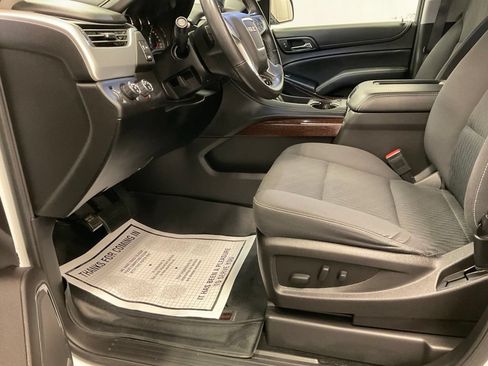 Used 2016 GMC Yukon SLE w/ Convenience Package AWD/4WD image 4