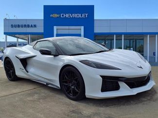 New 2025 Chevrolet Corvette Z06 video 3