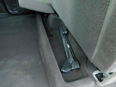 Used 2025 GMC Sierra 1500 SLT image 25