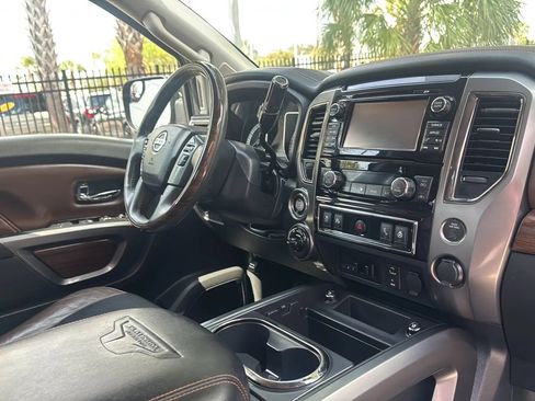 Used 2017 Nissan Titan Platinum Reserve AWD/4WD image 12