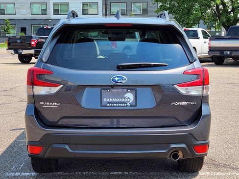 Used 2023 Subaru Forester Limited AWD/4WD image 9
