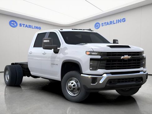 New 2026 Chevrolet Silverado 3500 W/T w/ WT Convenience Package AWD/4WD image 6