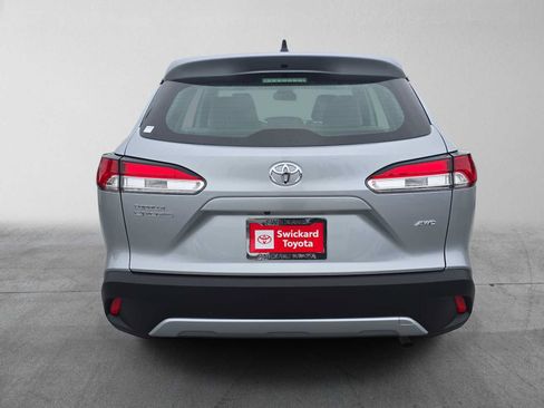 Used 2022 Toyota Corolla Cross L AWD/4WD image 4