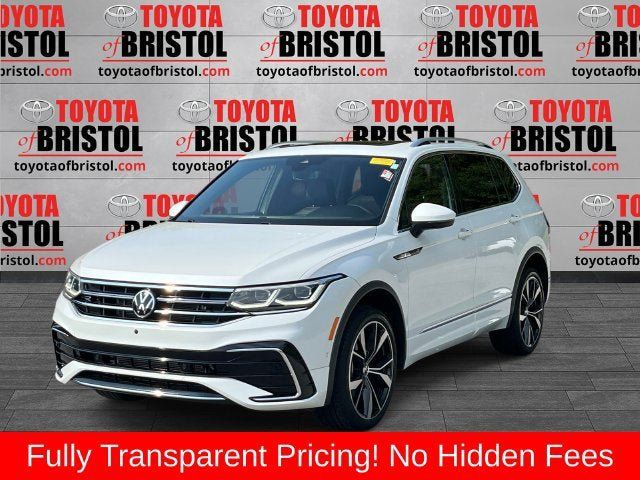 Used 2022 Volkswagen Tiguan SEL R-Line AWD/4WD image 8