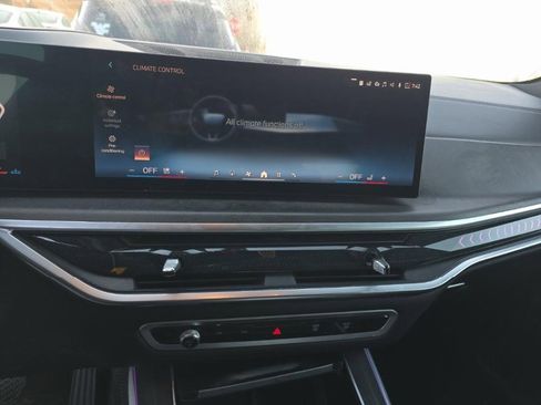 Used 2024 BMW X5 sDrive40i image 6