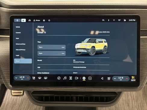Used 2023 Rivian R1S Adventure AWD/4WD image 29