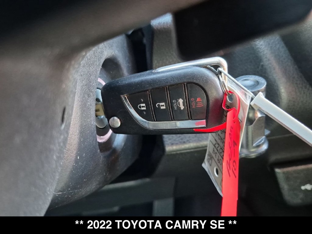 Used 2022 Toyota Camry SE AWD/4WD image 33