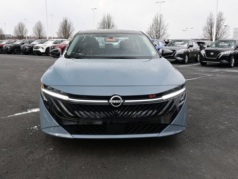 New 2026 Nissan Sentra SR w/ SR Premium Package image 3