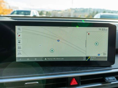 Certified 2025 Kia Sorento SX image 25