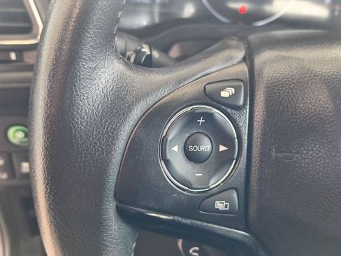 Used 2019 Honda HR-V EX-L image 28