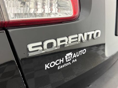 Used 2013 Kia Sorento LX w/ Value Pkg FWD image 17