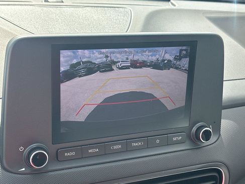 Used 2023 Hyundai Kona SEL AWD/4WD image 16