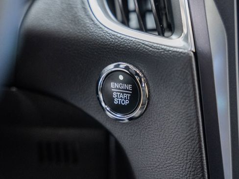 Used 2023 Ford Edge ST image 33