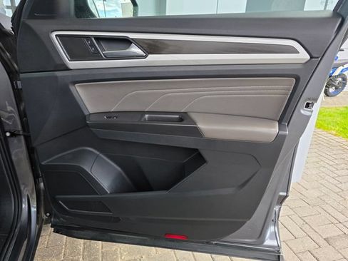 Used 2022 Volkswagen Atlas SE AWD/4WD image 8