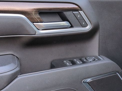 Certified 2026 Chevrolet Silverado 1500 LT RWD image 9