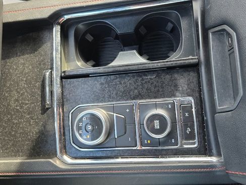 Used 2022 Ford Expedition Max Limited image 31