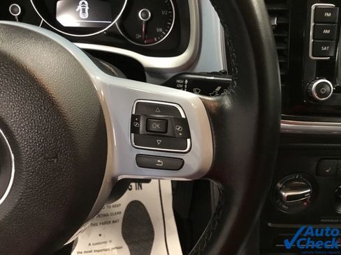 Used 2012 Volkswagen Beetle 2.5 FWD image 33