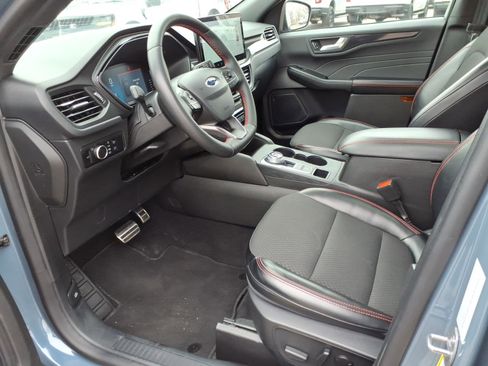 Certified 2024 Ford Escape ST-Line w/ Tech Pack #1 AWD/4WD image 13