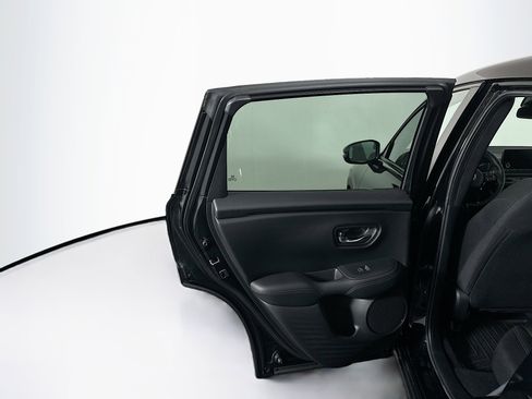 Used 2024 Honda HR-V Sport image 25