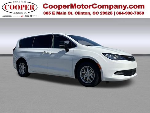 New 2026 Chrysler Voyager LX image 1