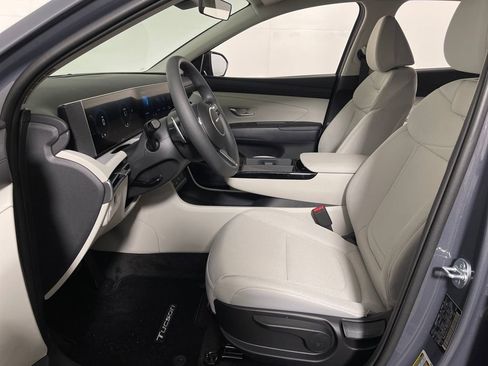New 2026 Hyundai Tucson Blue SE image 12