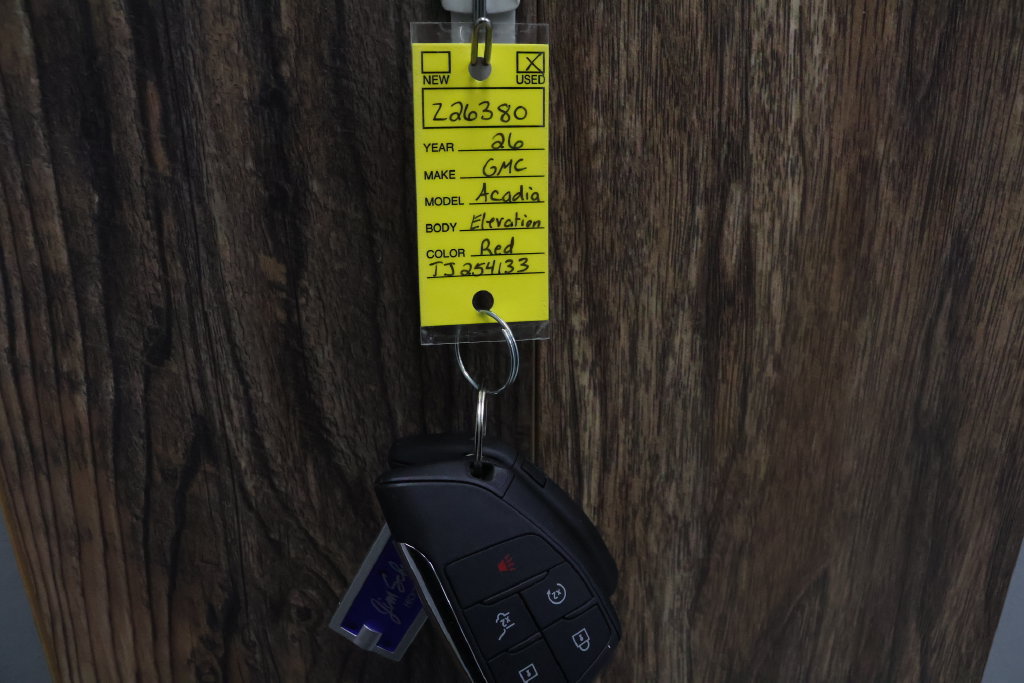 Used 2026 GMC Acadia Elevation FWD image 36