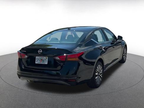 Used 2026 Nissan Altima 2.5 SV FWD image 15