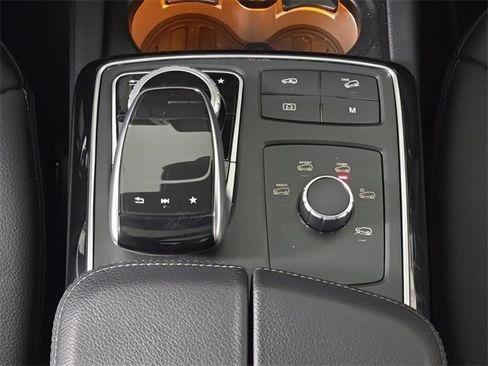 Used 2019 Mercedes-Benz GLS 450 4MATIC image 25
