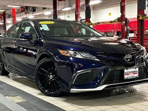 Used 2022 Toyota Camry XSE image 2