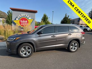 Used 2017 Toyota Highlander Limited image 1