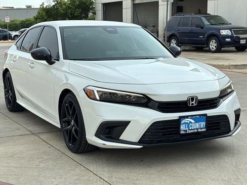 Certified 2024 Honda Civic Sport image 8