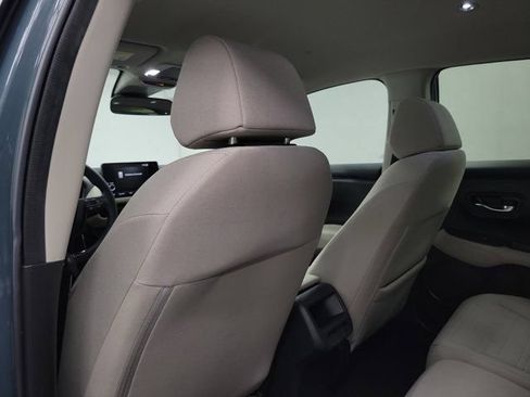 Certified 2025 Honda HR-V LX image 12