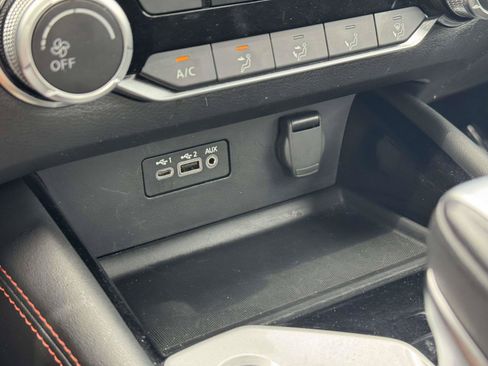 Used 2024 Nissan Altima 2.5 SR FWD image 13