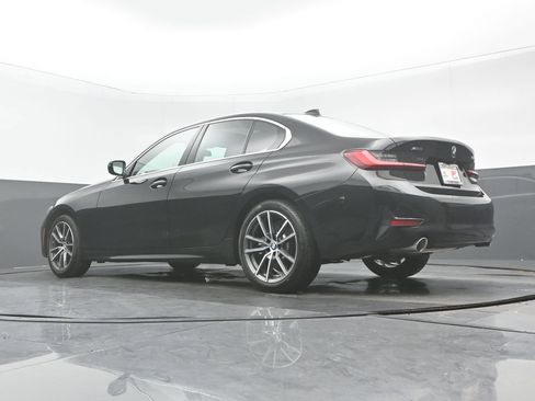 Used 2022 BMW 330i xDrive Sedan w/ Premium Package AWD/4WD image 31