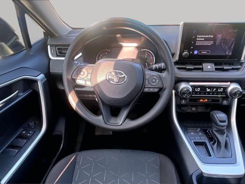 Used 2025 Toyota RAV4 XLE w/ Convenience Package FWD image 6