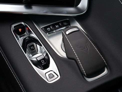 Used 2025 Chevrolet Corvette Z06 RWD image 19